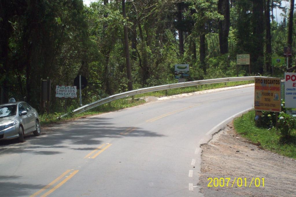 Chales Canto Dos Passaros Monte Verde  Exteriér fotografie