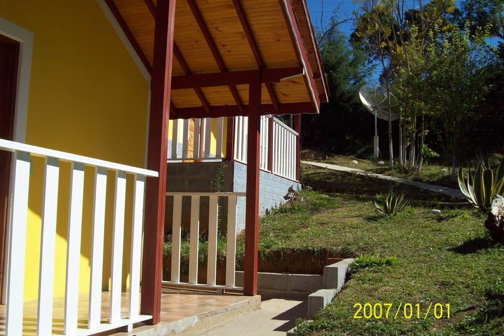 Chales Canto Dos Passaros Monte Verde  Exteriér fotografie